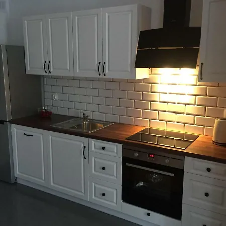 Blisko Plazy Podczele דירה *