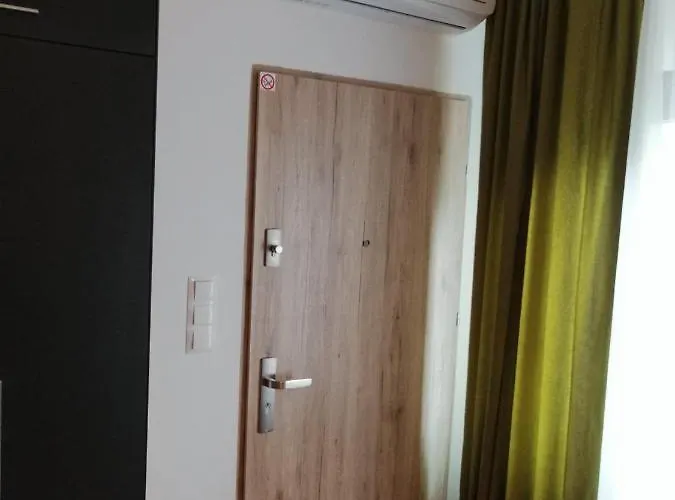 Blisko Plazy Podczele Apartamento